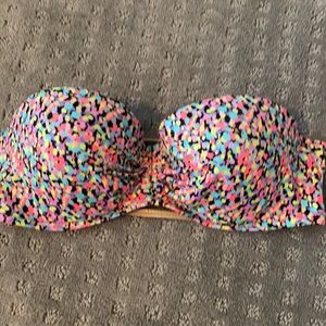 Victoria’s Secret bikini top 36D
